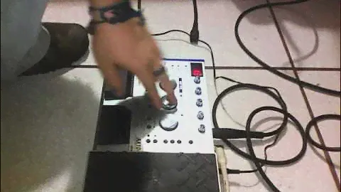 Korg AX10G