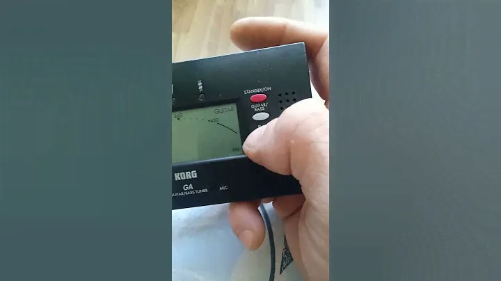 цифровой тюнер для гитары   KORG GA -40