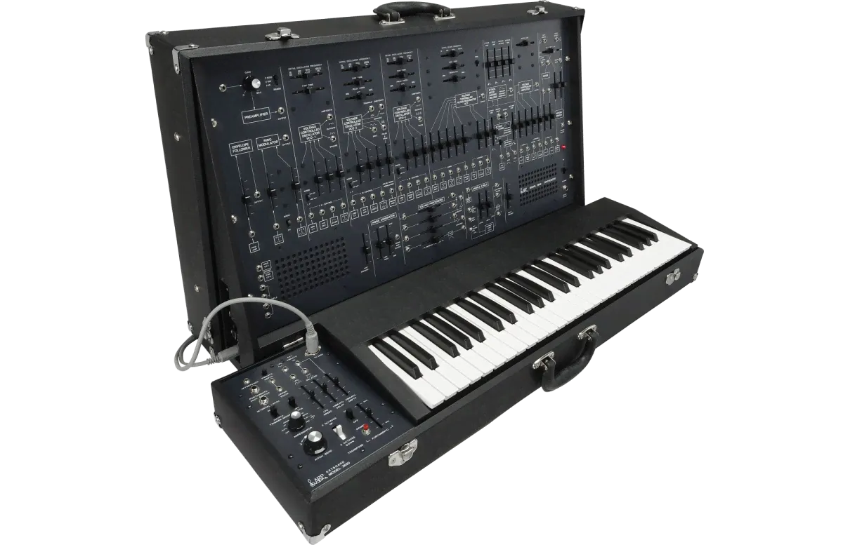 Полумодульный синтезатор Korg ARP 2600 FS