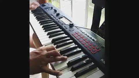 korg kross2 piano  sound using assignable  knob  for  voice  and  pad