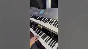 Korg Kronos Vs Trinity V3 ✌🏻🌟