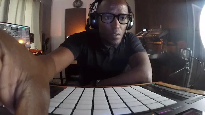 Ableton Push Jam and testing the Korg NC-Q1 headphones.