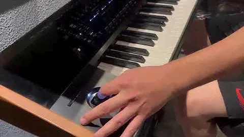 Teclado Korg Kronos 2-73 en venta, excelente estado.