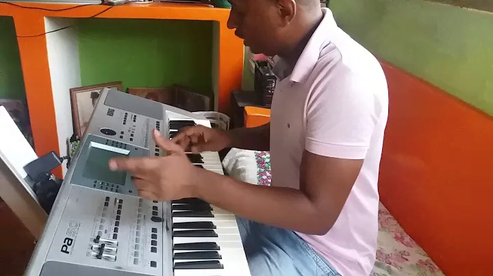 Tocando nesse fantástico teclado Korg PA50