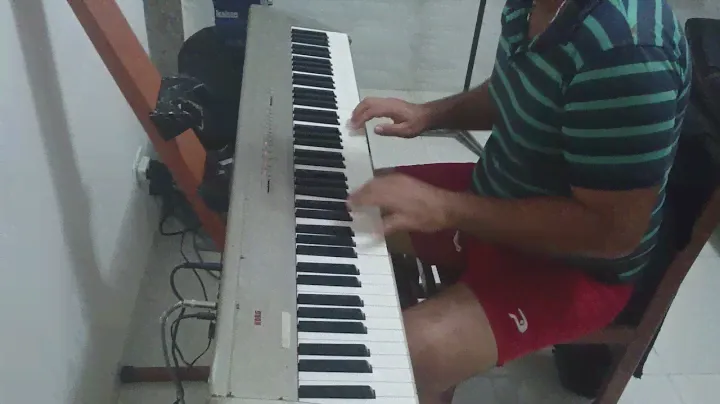 Piano digital korg SP 200