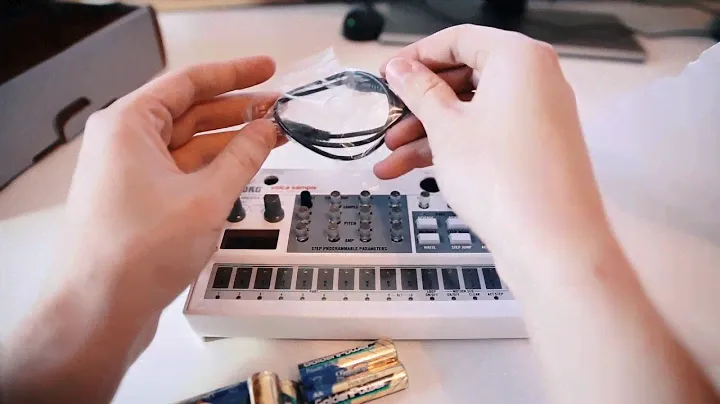 Распаковка и первый взгляд на Korg Volca Sample (семплер)