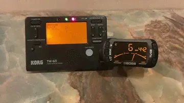 KORG TM-60 vs. BOSS TU-03