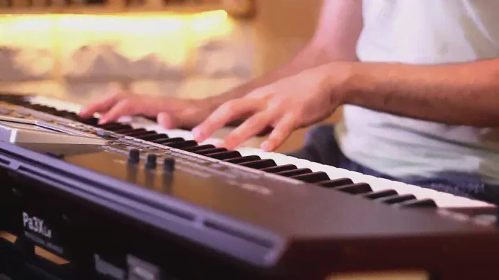 MUSIC EXPRESS - KORG Pa3x LE