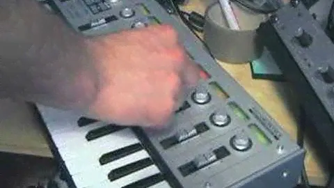 MicroKontrol 8step seq v0.1(Max/MSP) midi-clock syncable