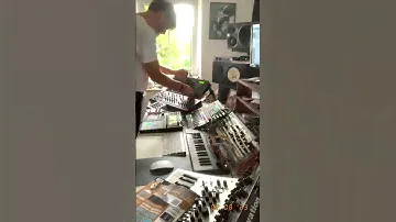 Tweaking Knobs on Korg MS2000