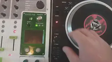 Korg KM-402 + Numark V7 (Demostrations Video 04)